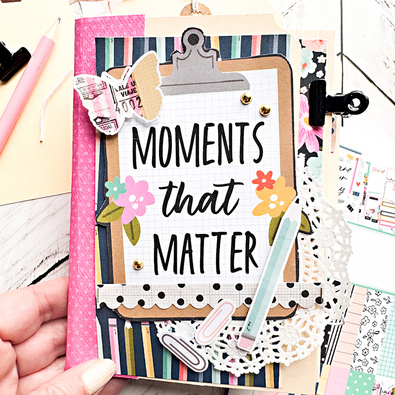 2:30-4:30pm Moments that Matter Mini Album with Tya